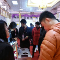 奧邦全屋頂引爆青島華夏家博會(huì)，鋒芒畢露展實(shí)